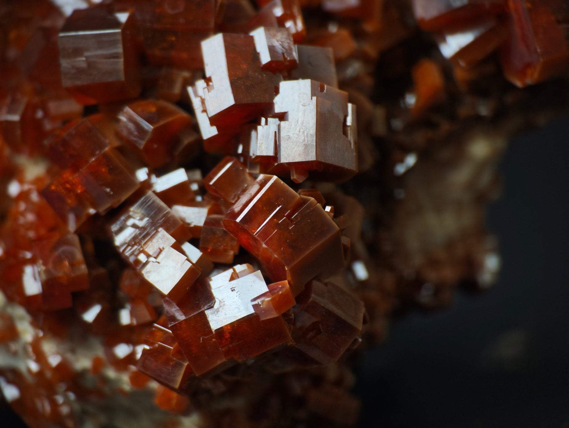 Vanadinite, Mibladen, Maroc, 4
